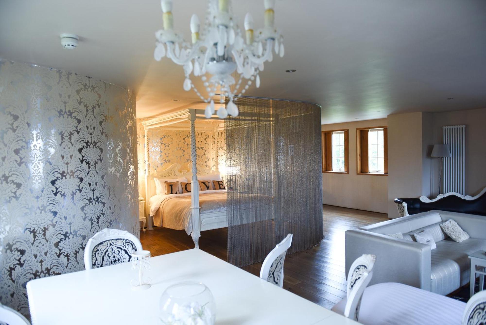 Banknock Glenskirlie Castle Hotel מראה חיצוני תמונה