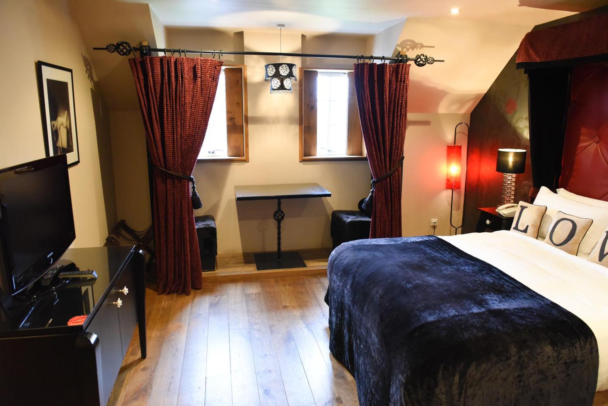 Banknock Glenskirlie Castle Hotel מראה חיצוני תמונה