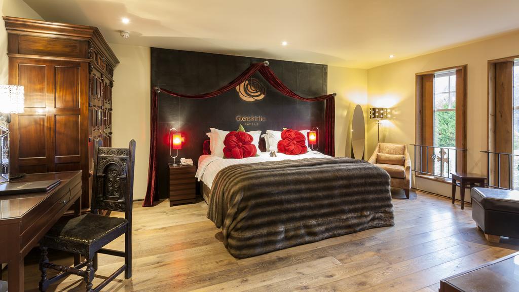 Banknock Glenskirlie Castle Hotel מראה חיצוני תמונה
